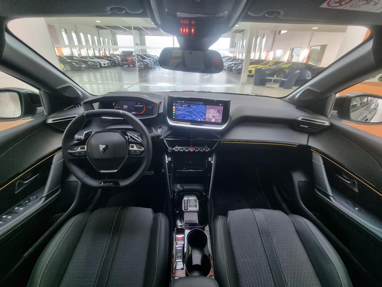 0679-0003378_p68 - PEUGEOT - 208 - 2025 - photo 9