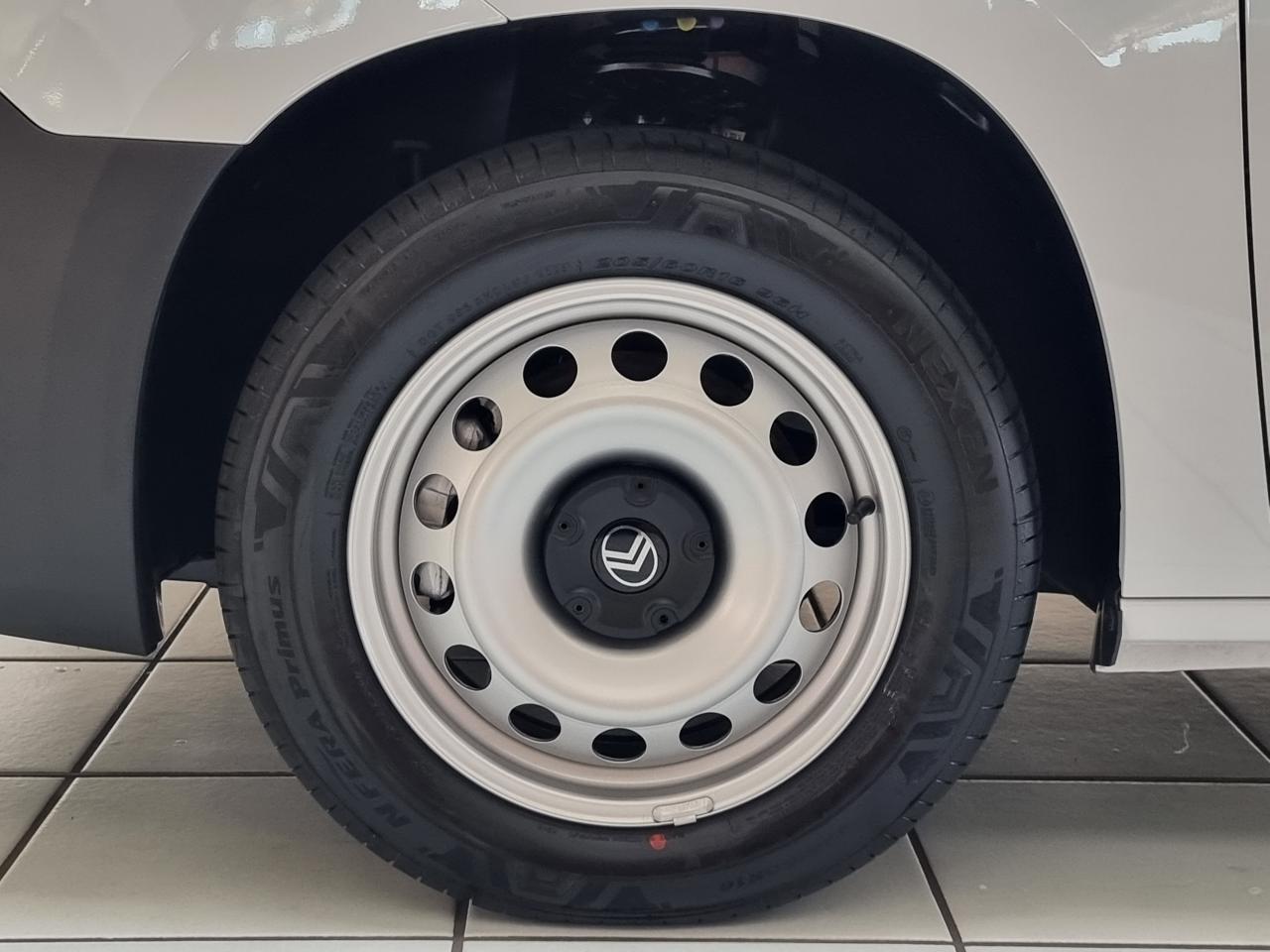 0679-0003380_p68 - CITROEN - BERLINGO - 2025 - photo 5