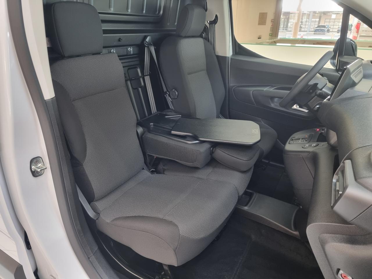 0679-0003380_p68 - CITROEN - BERLINGO - 2025 - photo 10