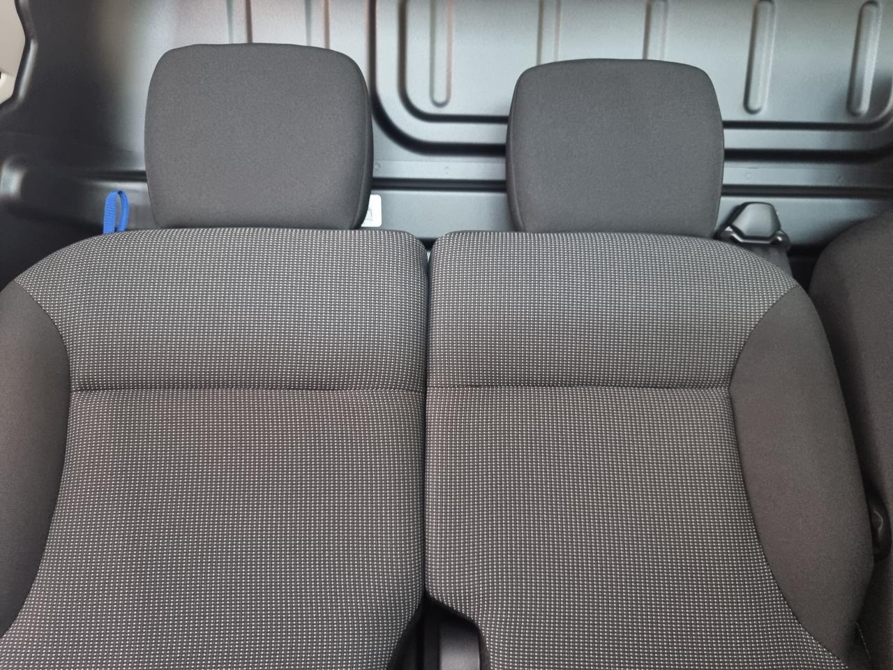 0679-0003380_p68 - CITROEN - BERLINGO - 2025 - photo 17