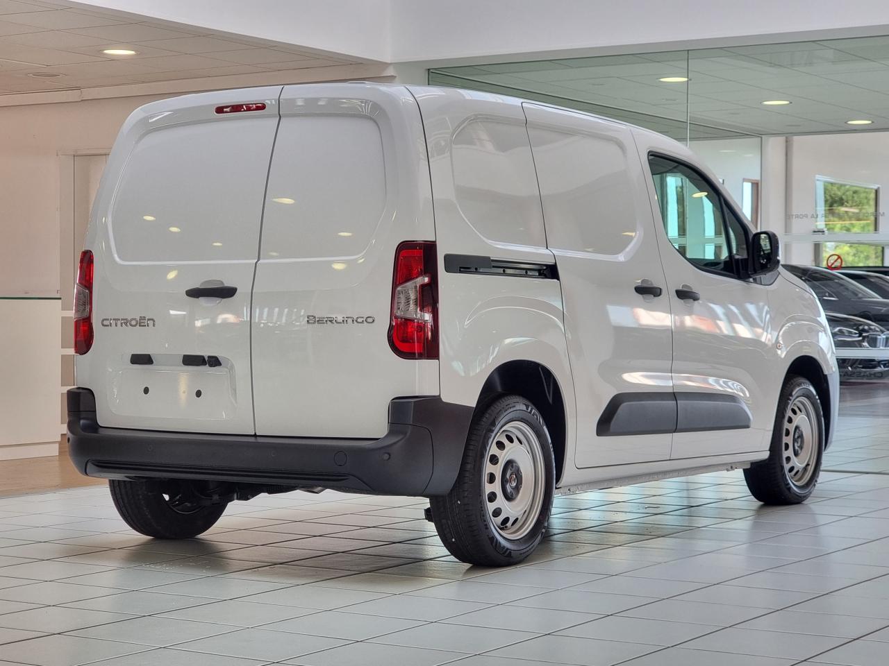 0679-0003380_p68 - CITROEN - BERLINGO - 2025 - photo 2