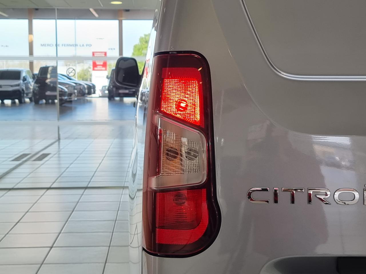 0679-0003383_p68 - CITROEN - BERLINGO - 2025 - photo 7