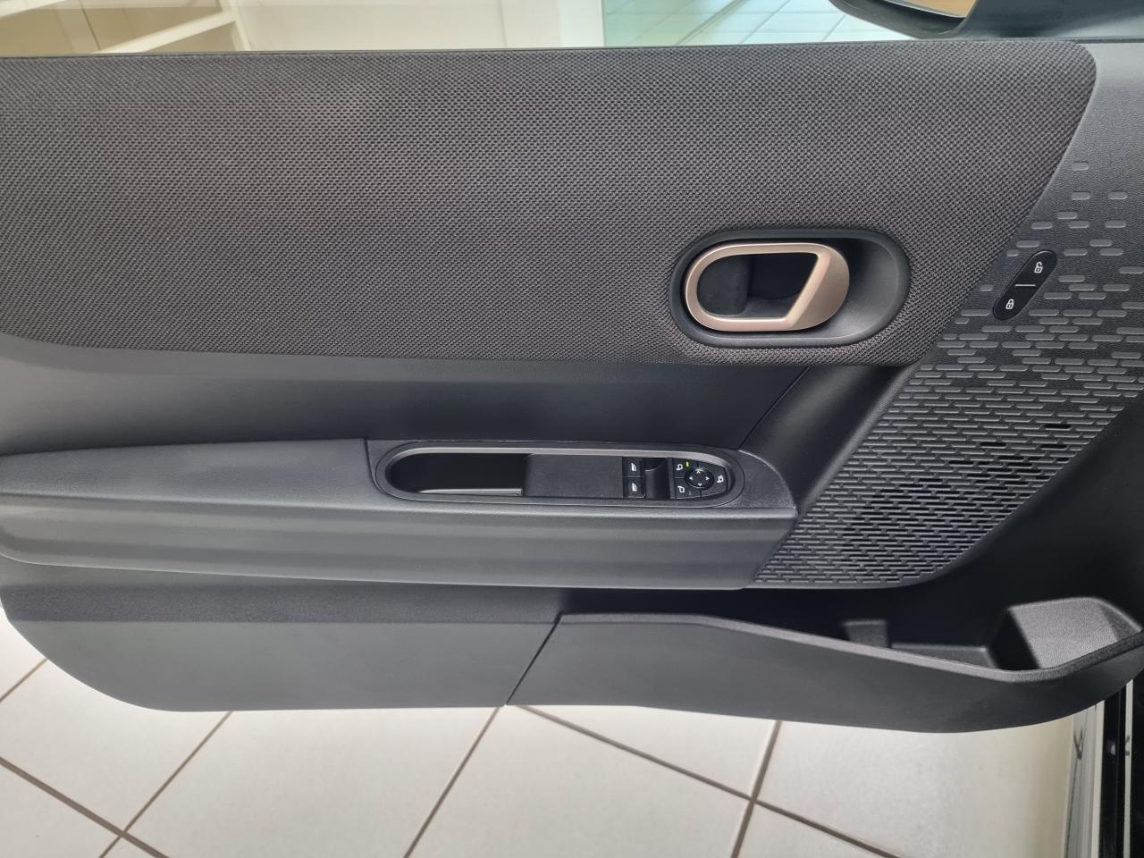 0679-0003396_p68 - MINI - COOPER - 2025 - photo 15