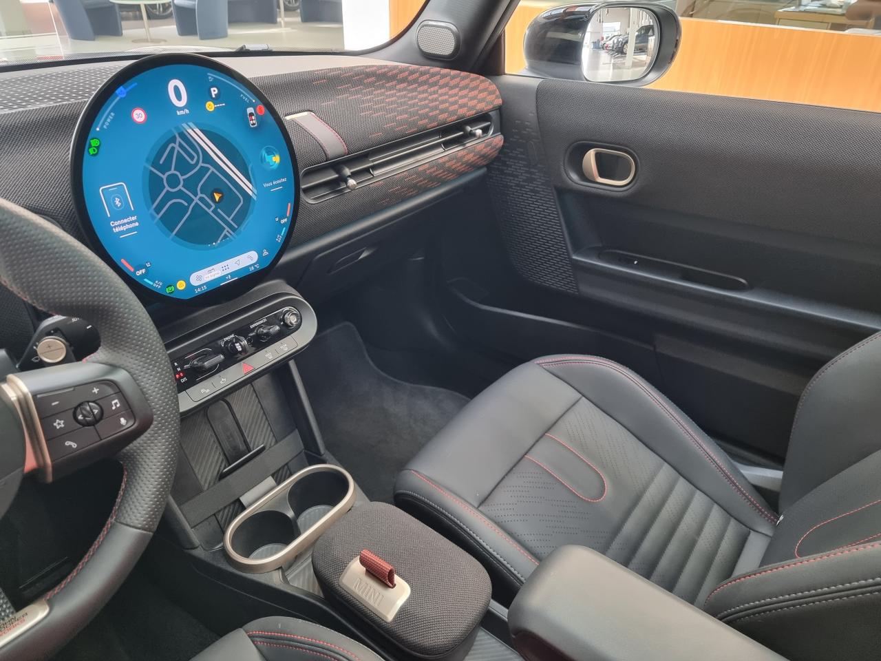 0679-0003396_p68 - MINI - COOPER - 2025 - photo 4