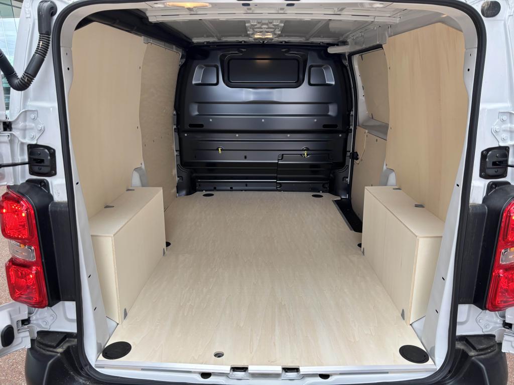 0679-0003457_p68 - CITROEN - JUMPY - 2025 - photo 17