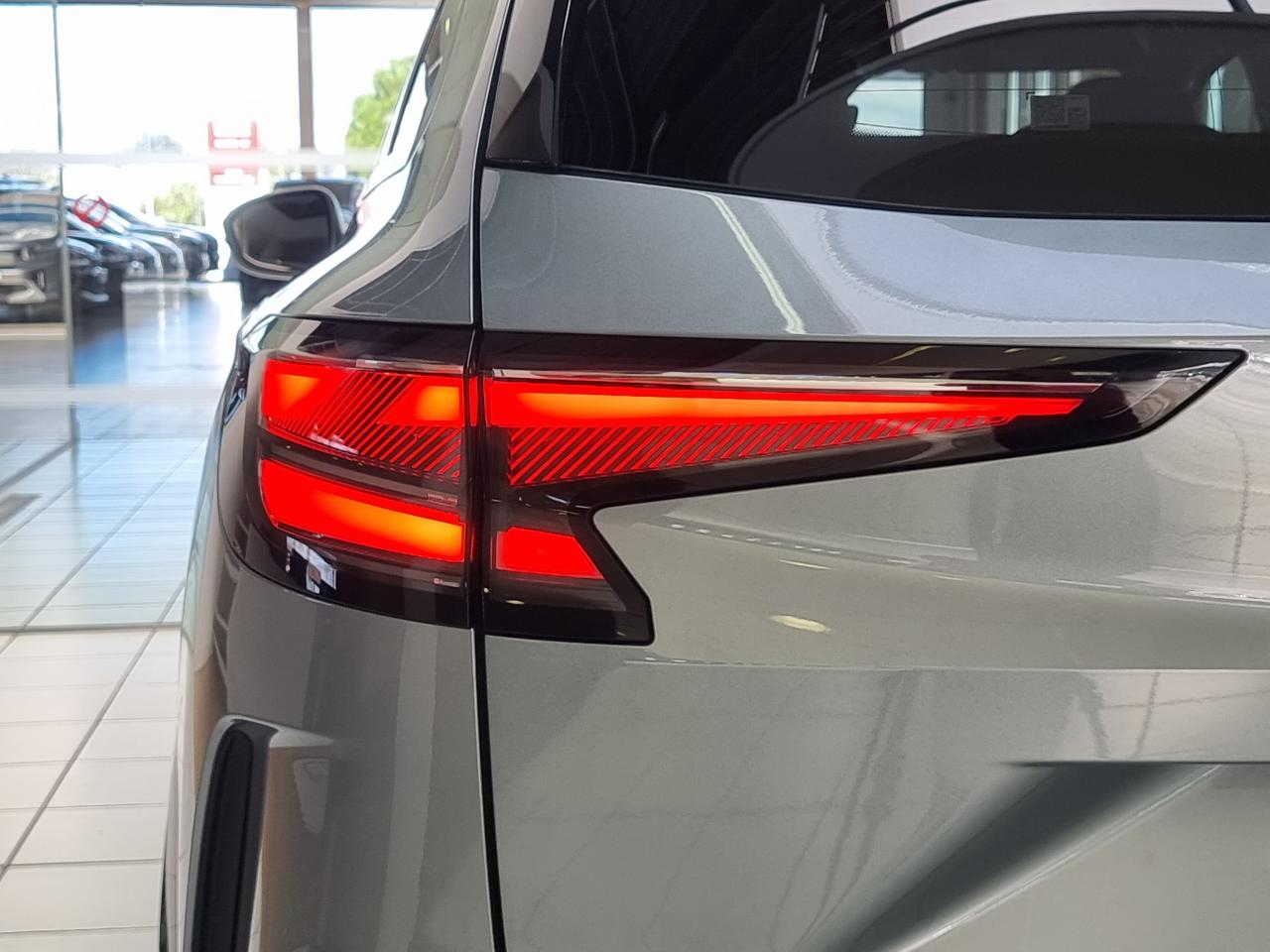 0679-0003459_p68 - RENAULT - ESPACE - 2025 - photo 7