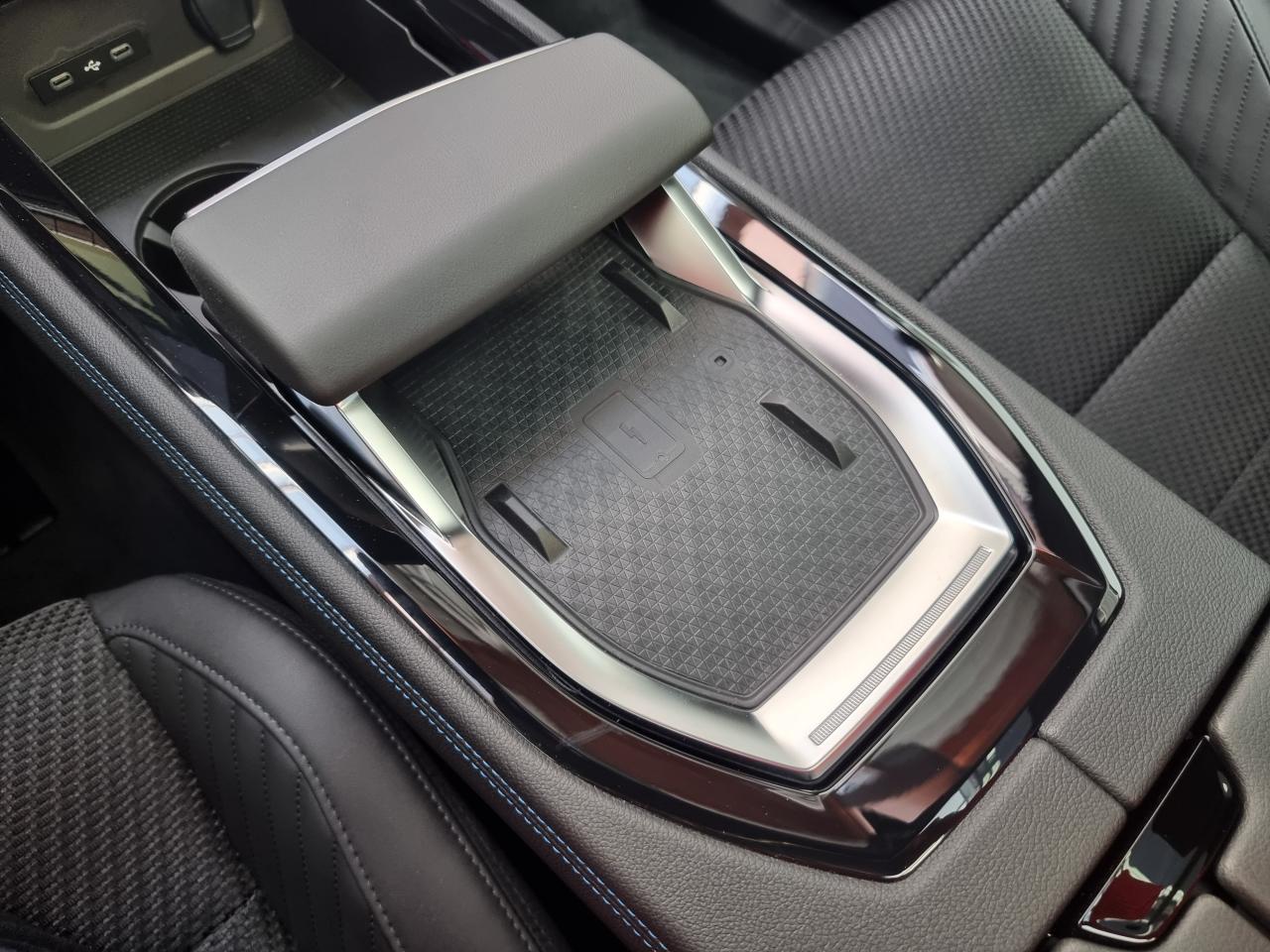 0679-0003460_p68 - RENAULT - ESPACE - 2025 - photo 19