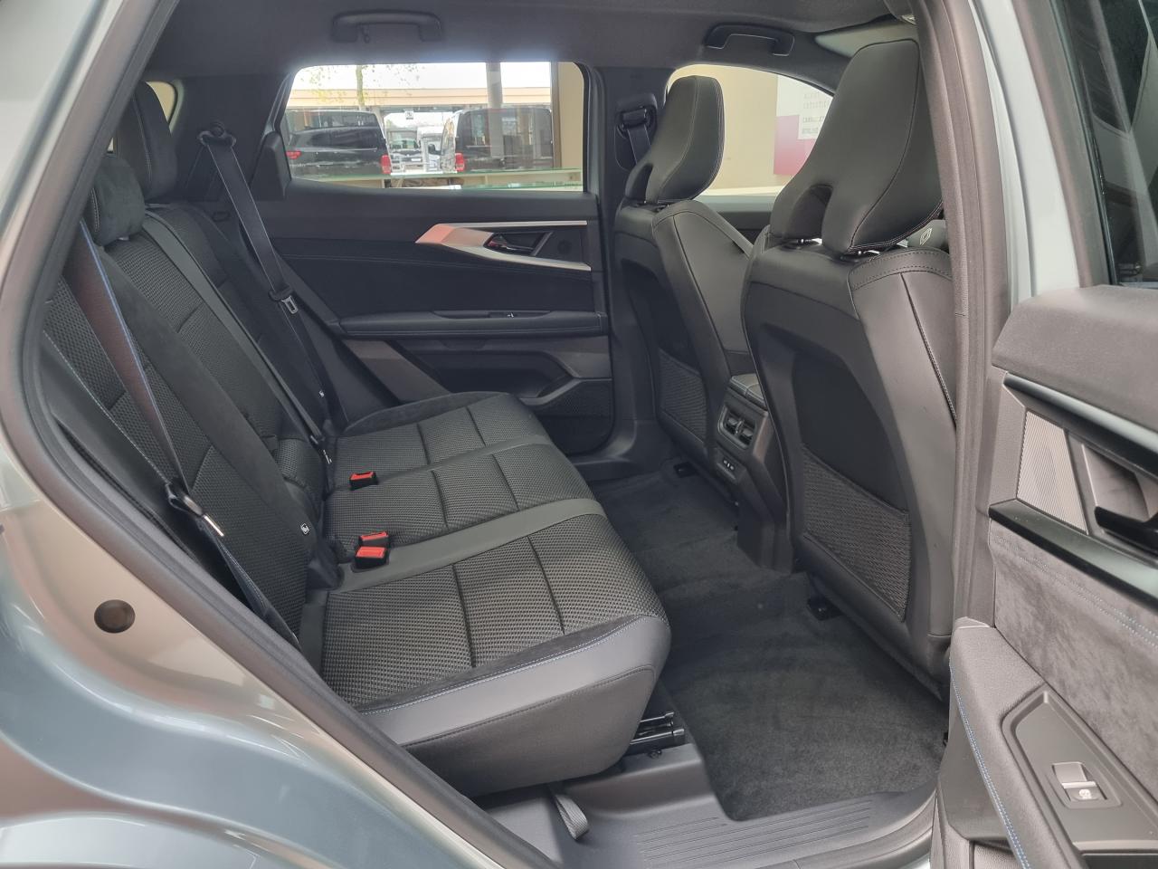 0679-0003460_p68 - RENAULT - ESPACE - 2025 - photo 26