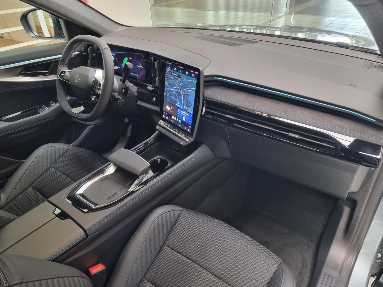 0679-0003460_p68 - RENAULT - ESPACE - 2025 - photo 4