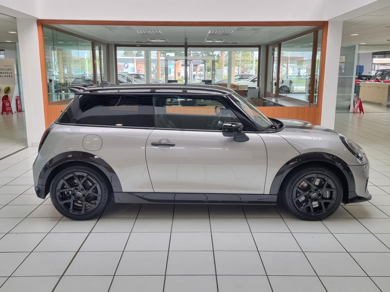 0679-0003462_p68 - MINI - COOPER - 2025 - photo 28