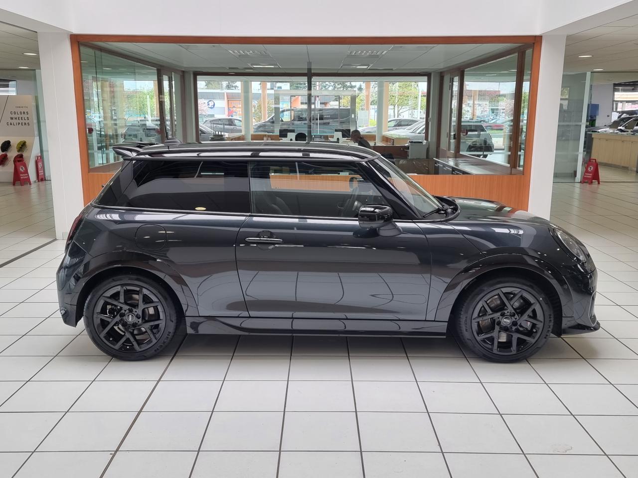 0679-0003464_p68 - MINI - COOPER - 2025 - photo 28