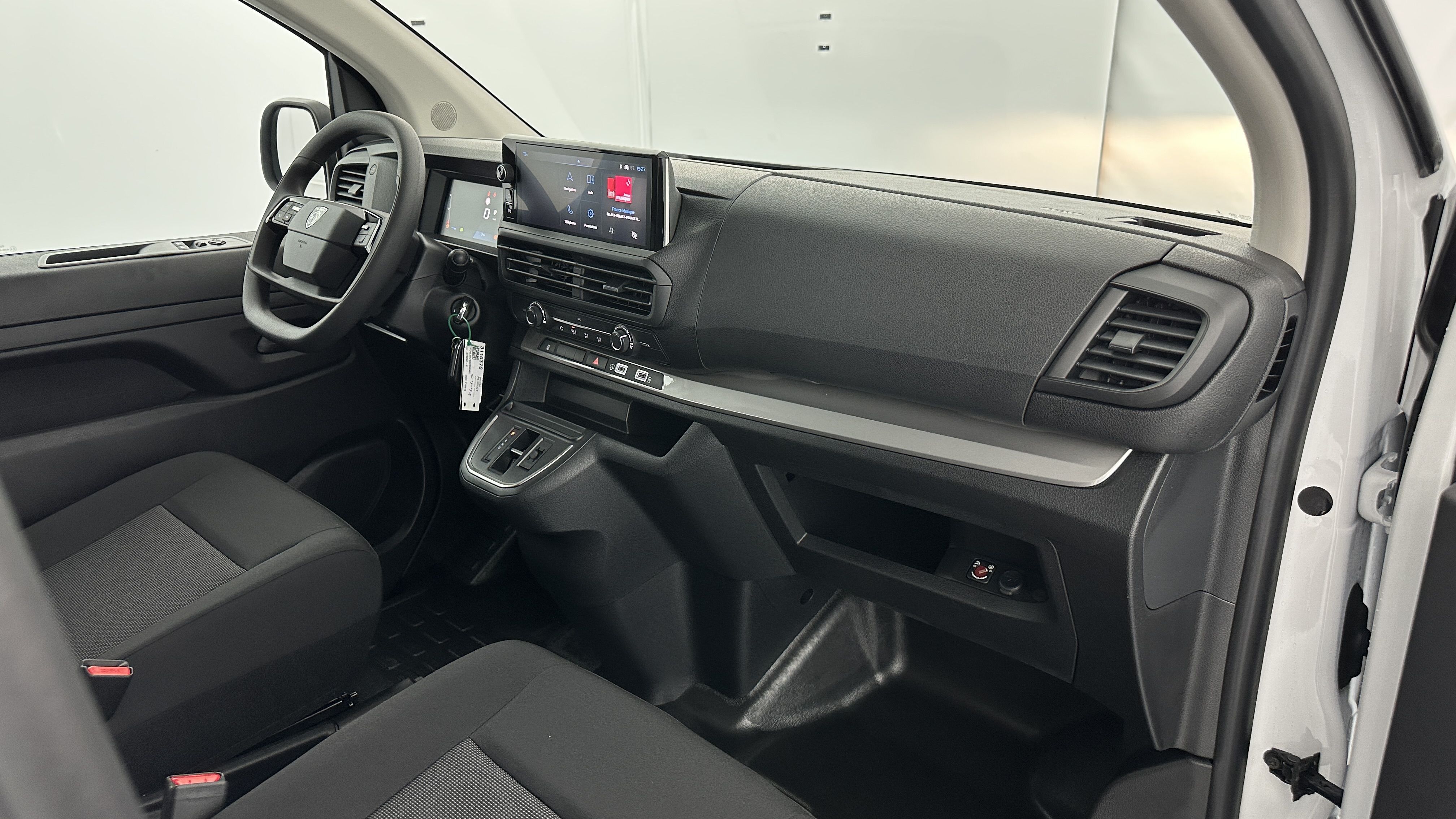 GLI00010700_p53 - PEUGEOT - EXPERT CA - 2025 - photo 13