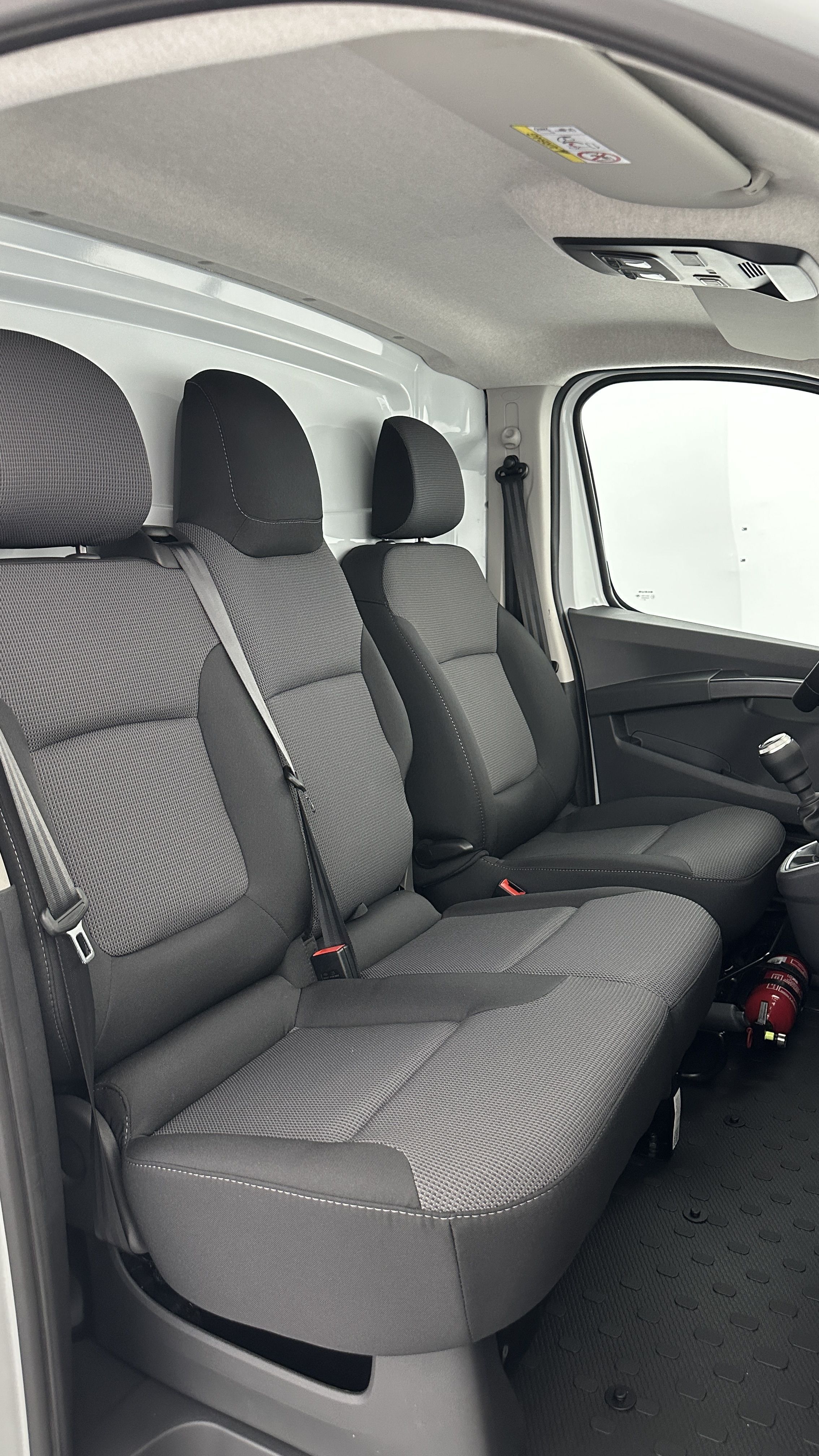 GLI00026543_p53 - RENAULT - TRAFIC - 2025 - photo 9