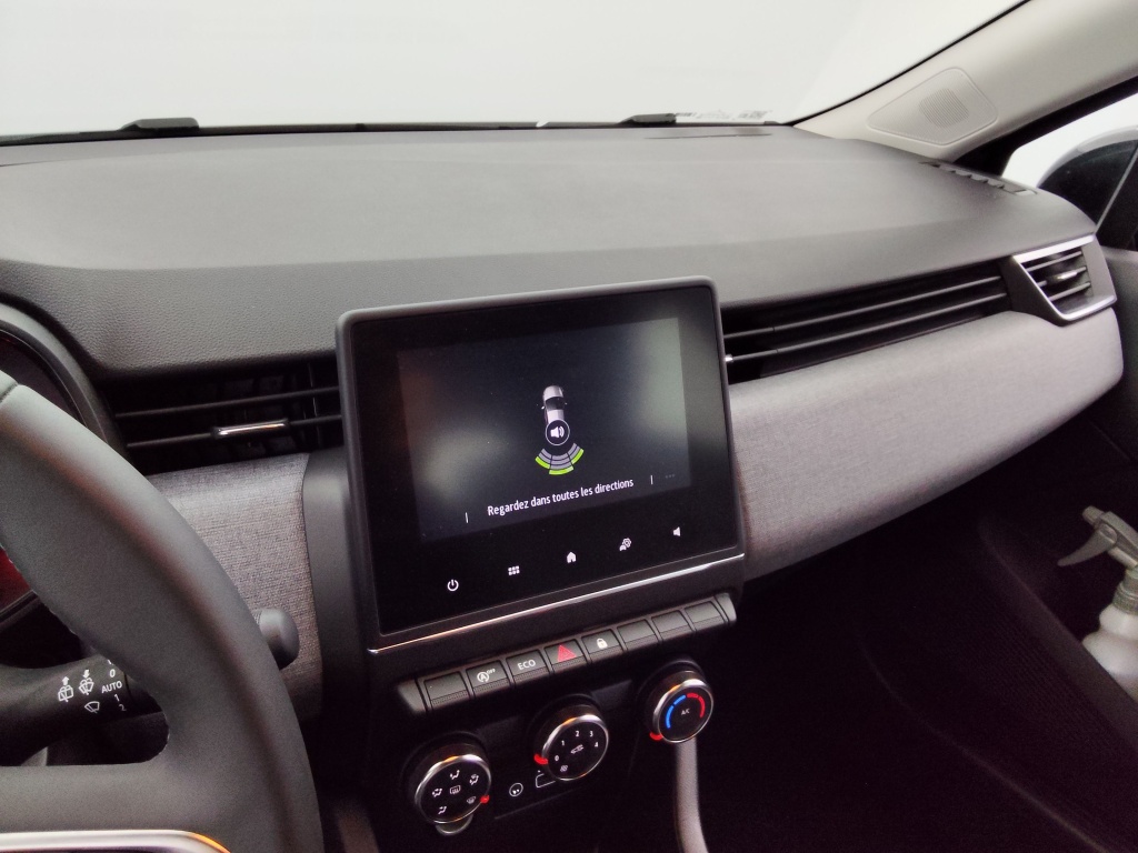 72433_p51 - RENAULT - CLIO - 2025 - photo 6