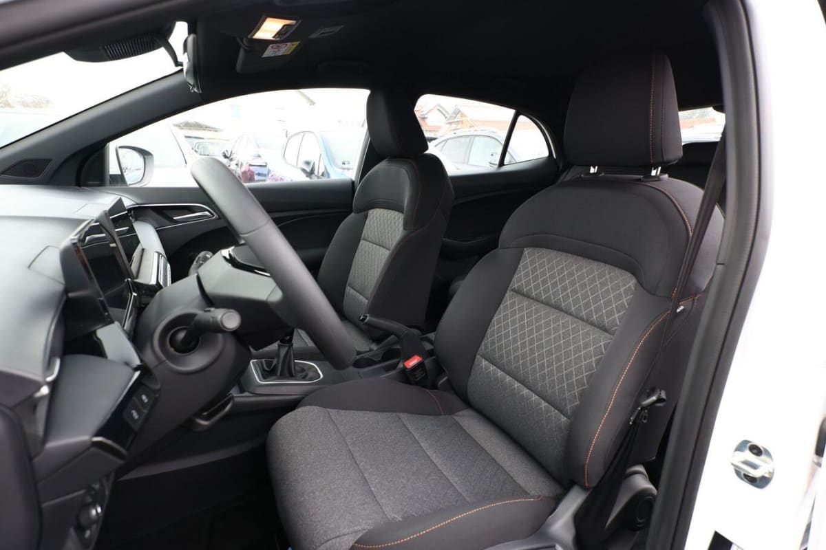 384359_p2 - MG - MG3 - 2026 - photo 5