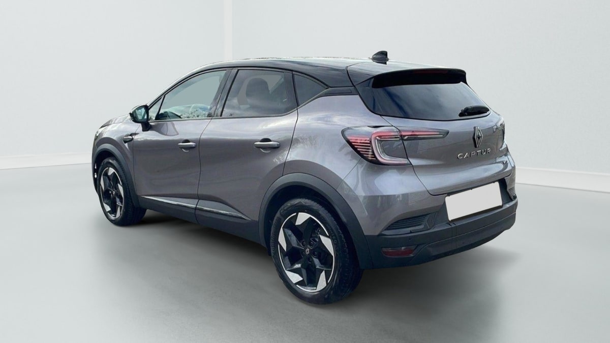 361597_p2 - RENAULT - CAPTUR - 2025 - photo 4