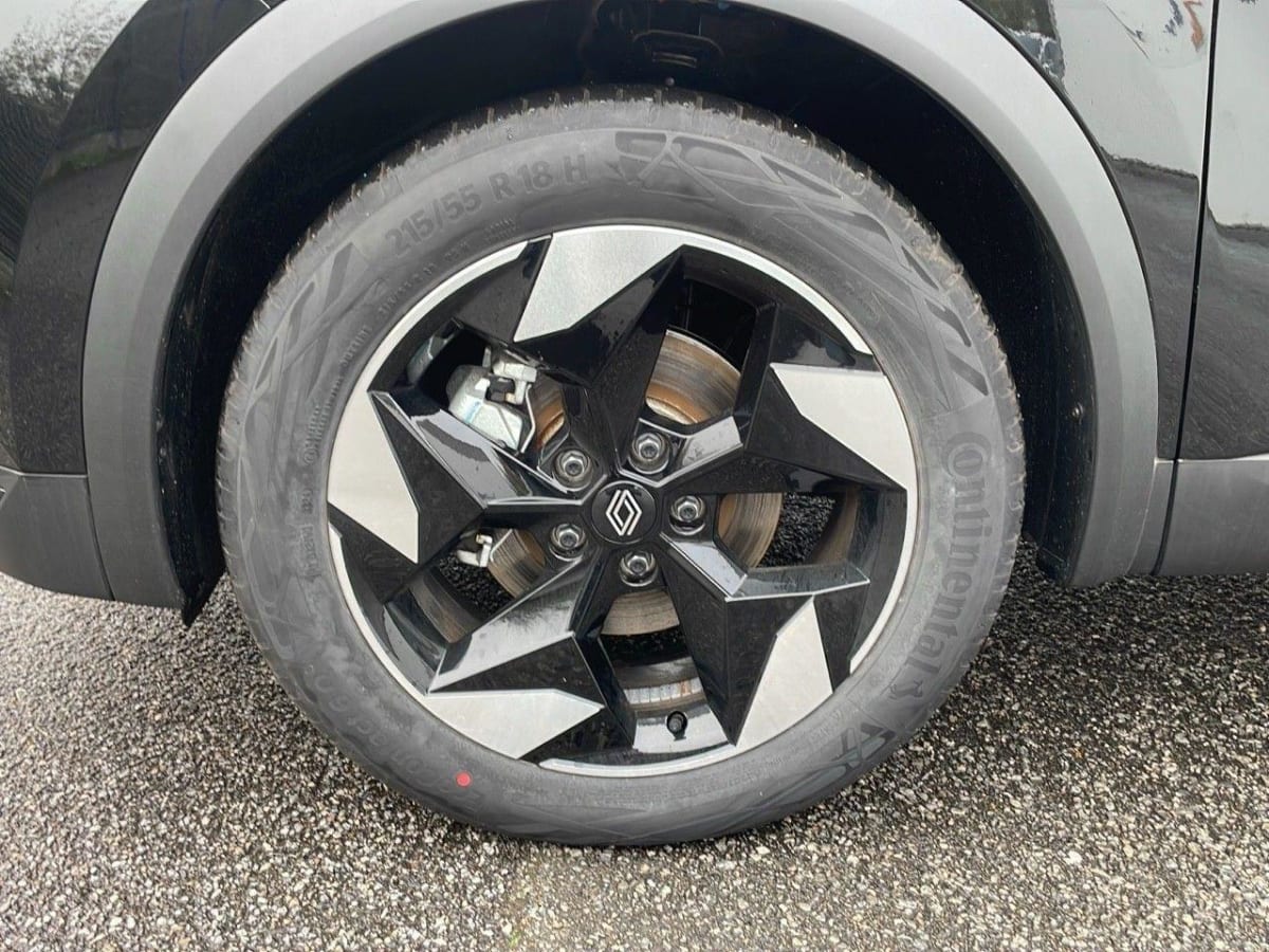 361765_p2 - RENAULT - CAPTUR - 2025 - photo 9