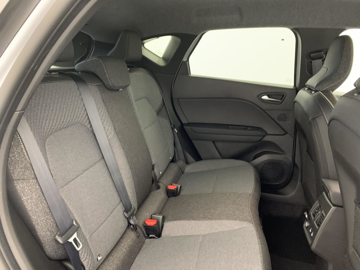 383758_p2 - RENAULT - CAPTUR - 2026 - photo 10