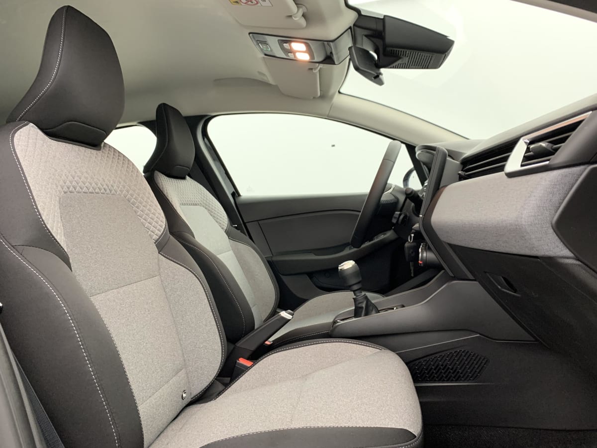 368309_p2 - RENAULT - CLIO 5 - 2025 - photo 9