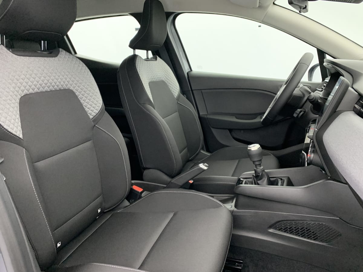 380701_p2 - RENAULT - CLIO 5 - 2026 - photo 9