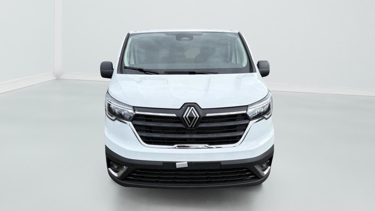 386330_p2 - RENAULT - TRAFIC - 2025 - photo 2